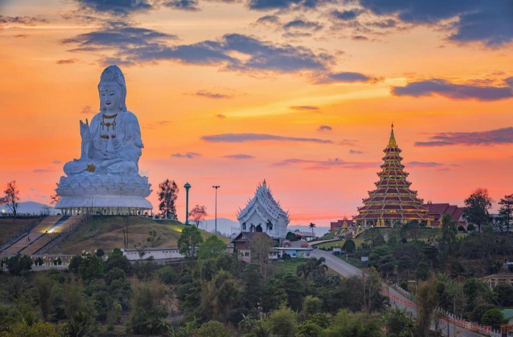 Phou Ang Kham 2 Hotel Vang Vieng Bagian luar foto