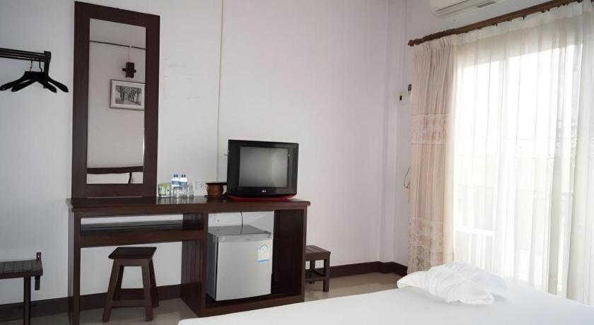 Phou Ang Kham 2 Hotel Vang Vieng Bagian luar foto