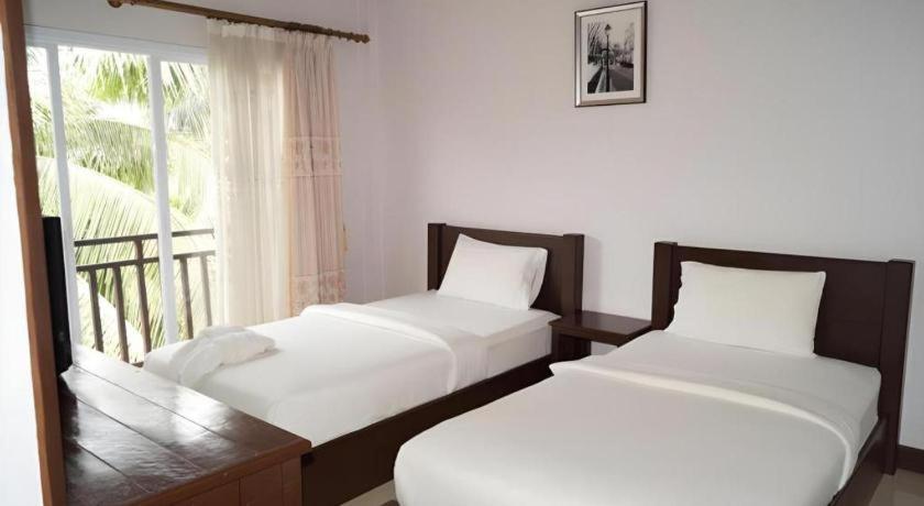 Phou Ang Kham 2 Hotel Vang Vieng Bagian luar foto