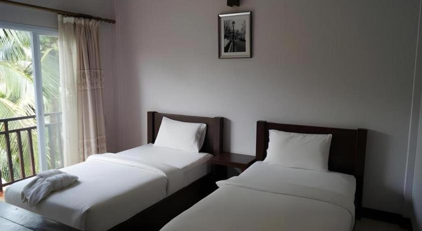 Phou Ang Kham 2 Hotel Vang Vieng Bagian luar foto