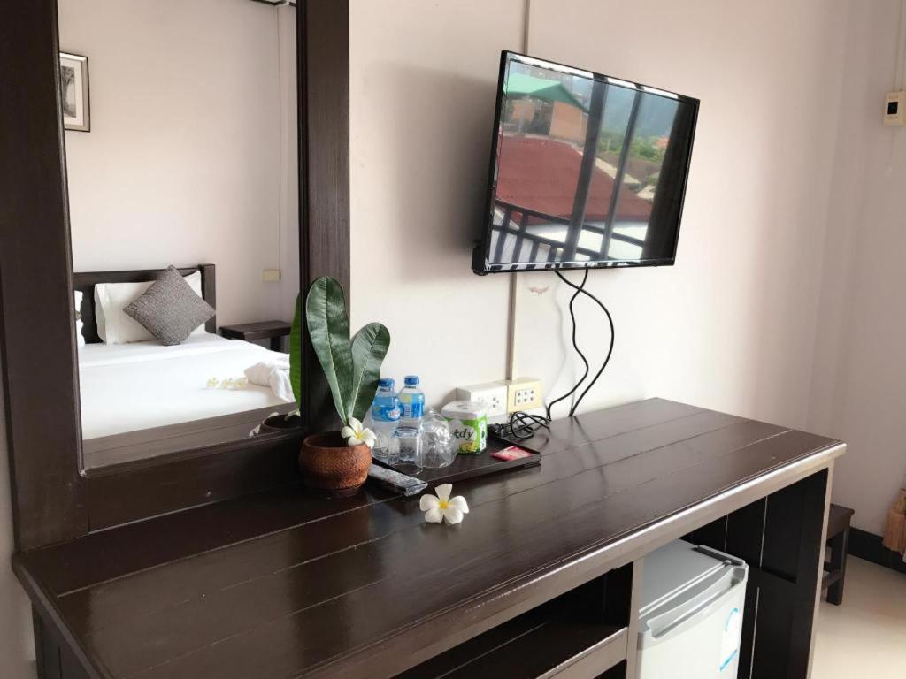 Phou Ang Kham 2 Hotel Vang Vieng Bagian luar foto