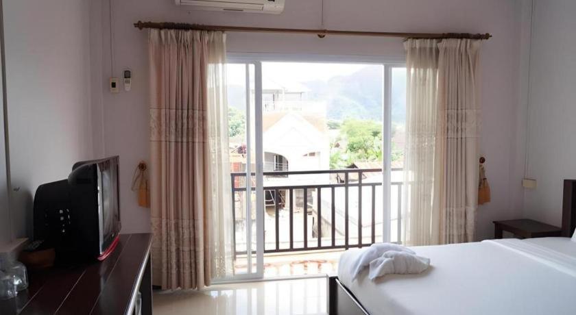 Phou Ang Kham 2 Hotel Vang Vieng Bagian luar foto
